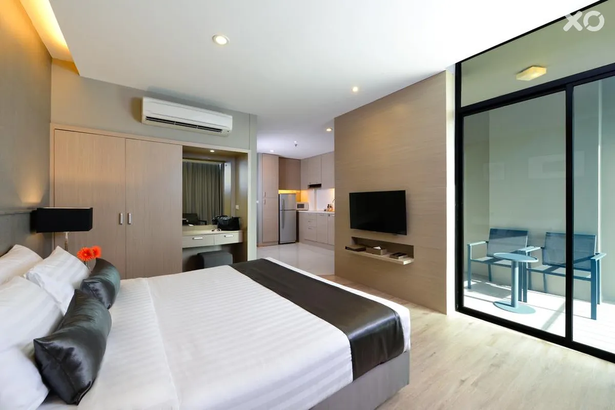 Altera Hotel & Residence