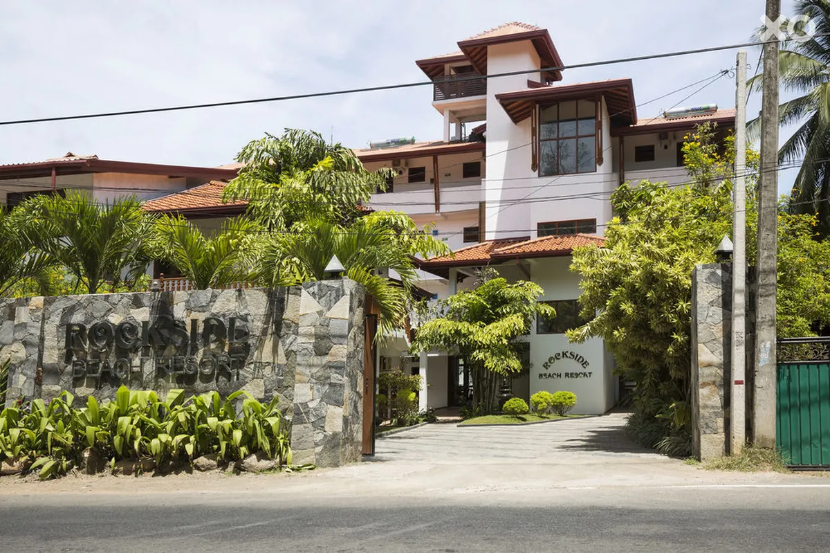 Rockside Beach Resort