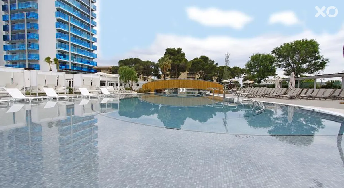 Tonga Tower Design Hotel & Suites