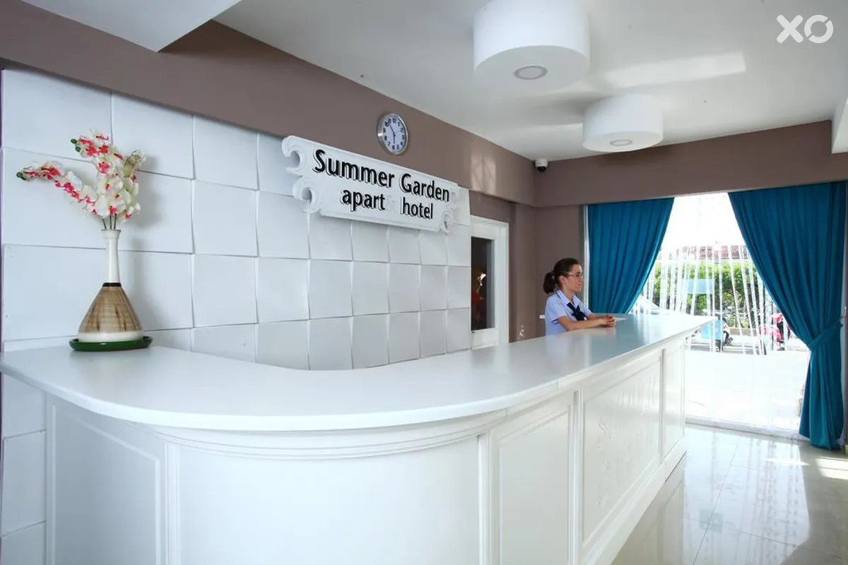 Summer Garden Suites & Beach Hotel