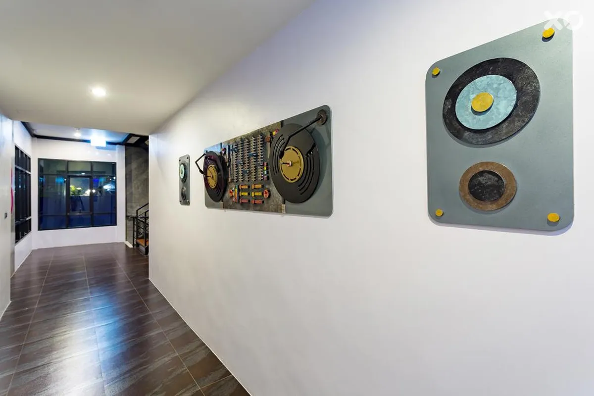 OneLoft Hotel