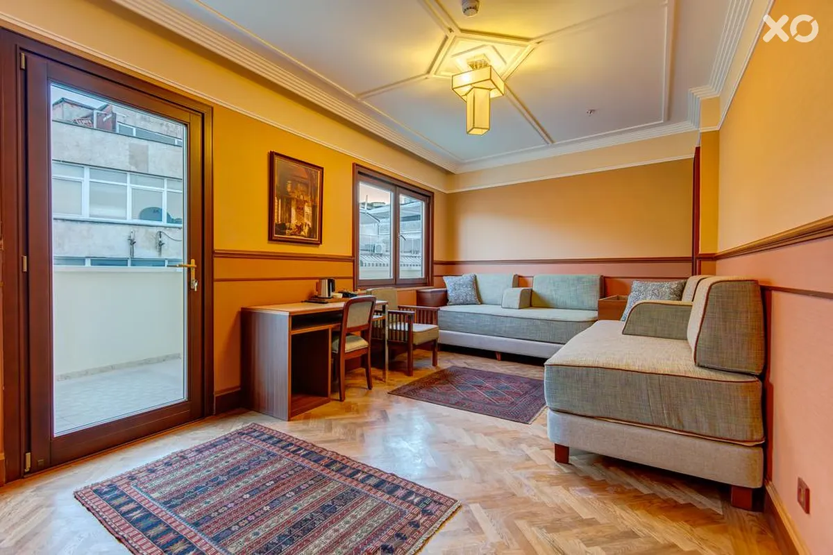 Lalahan Hotel
