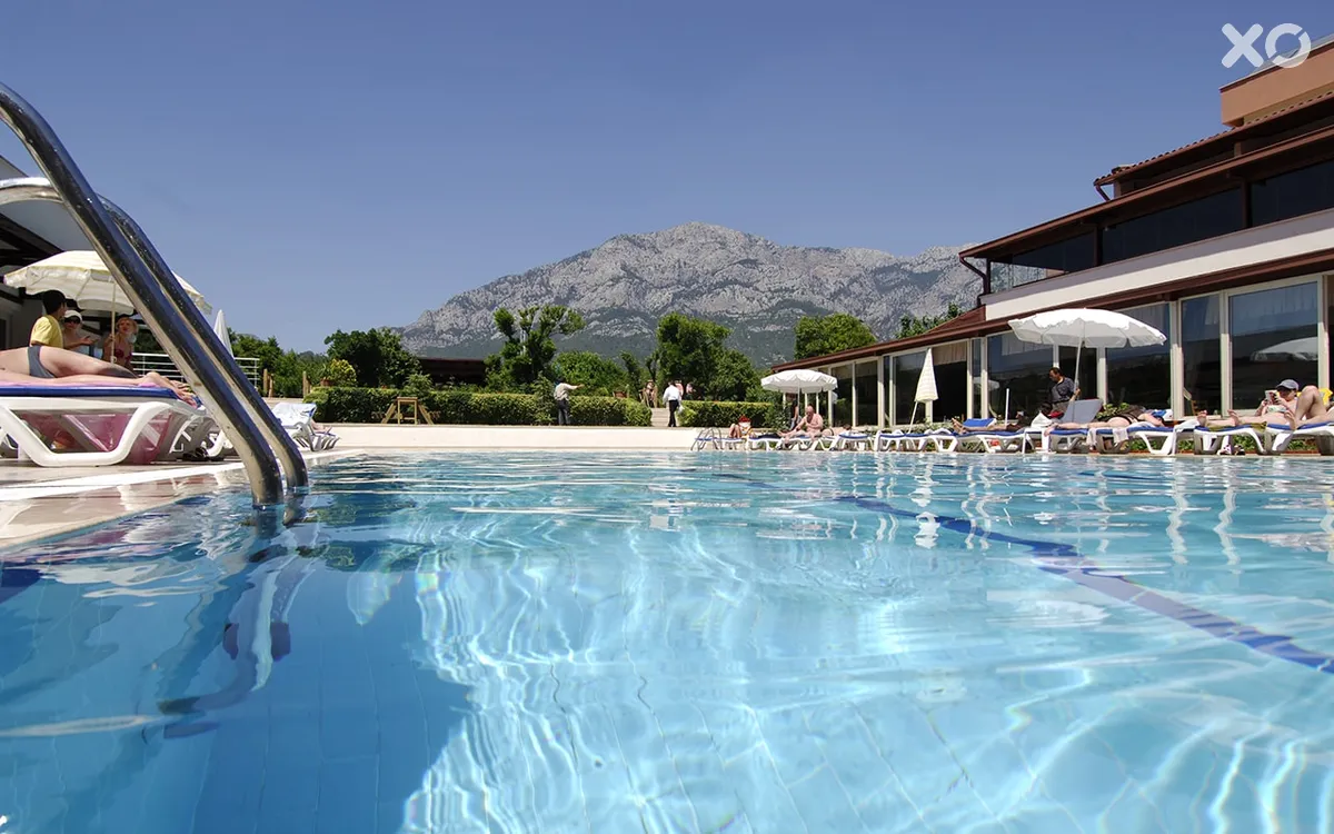 Dg Rose Resort