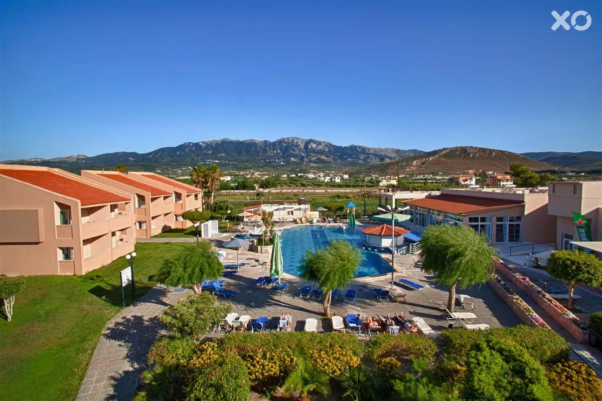 K. ilios Hotel & Farming