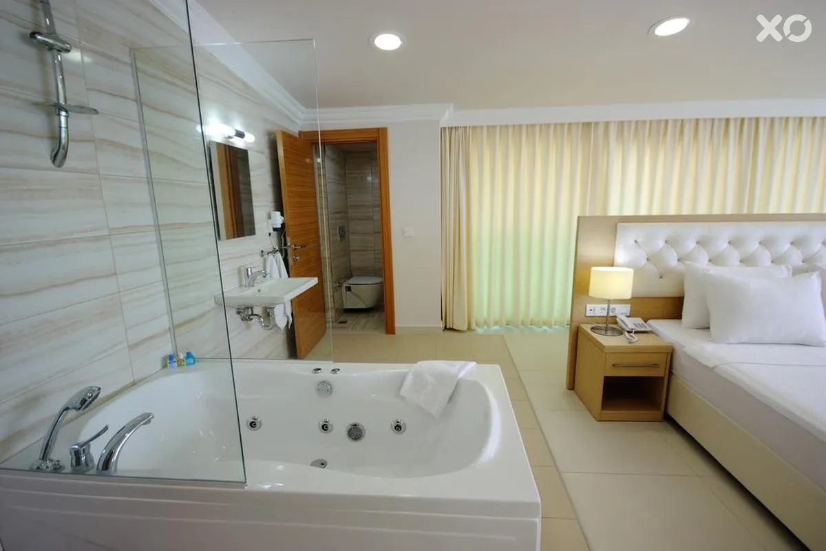 Dragut Point North Hotel