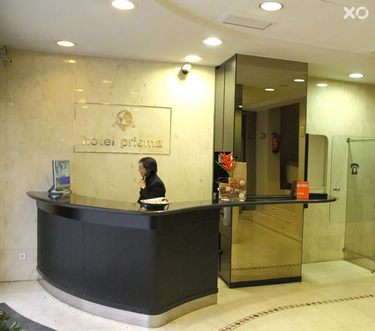 Medium Prisma Hotel