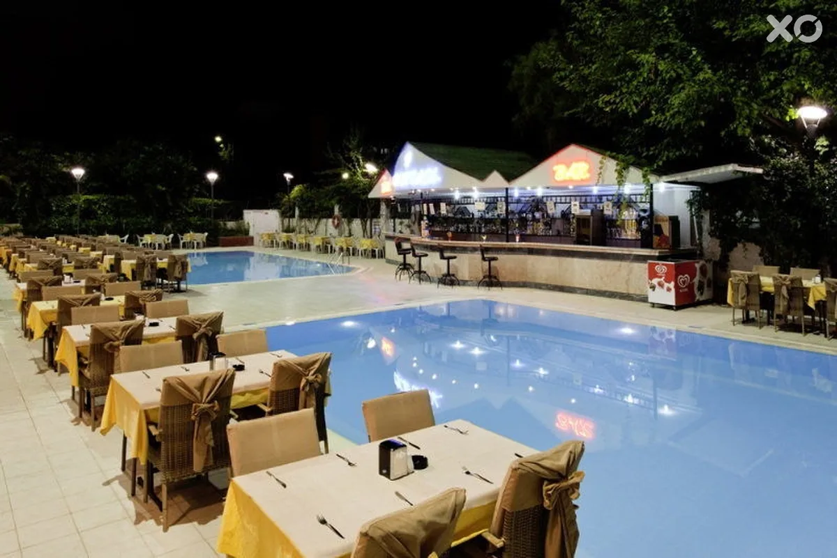 Bonapart Sealine Hotel