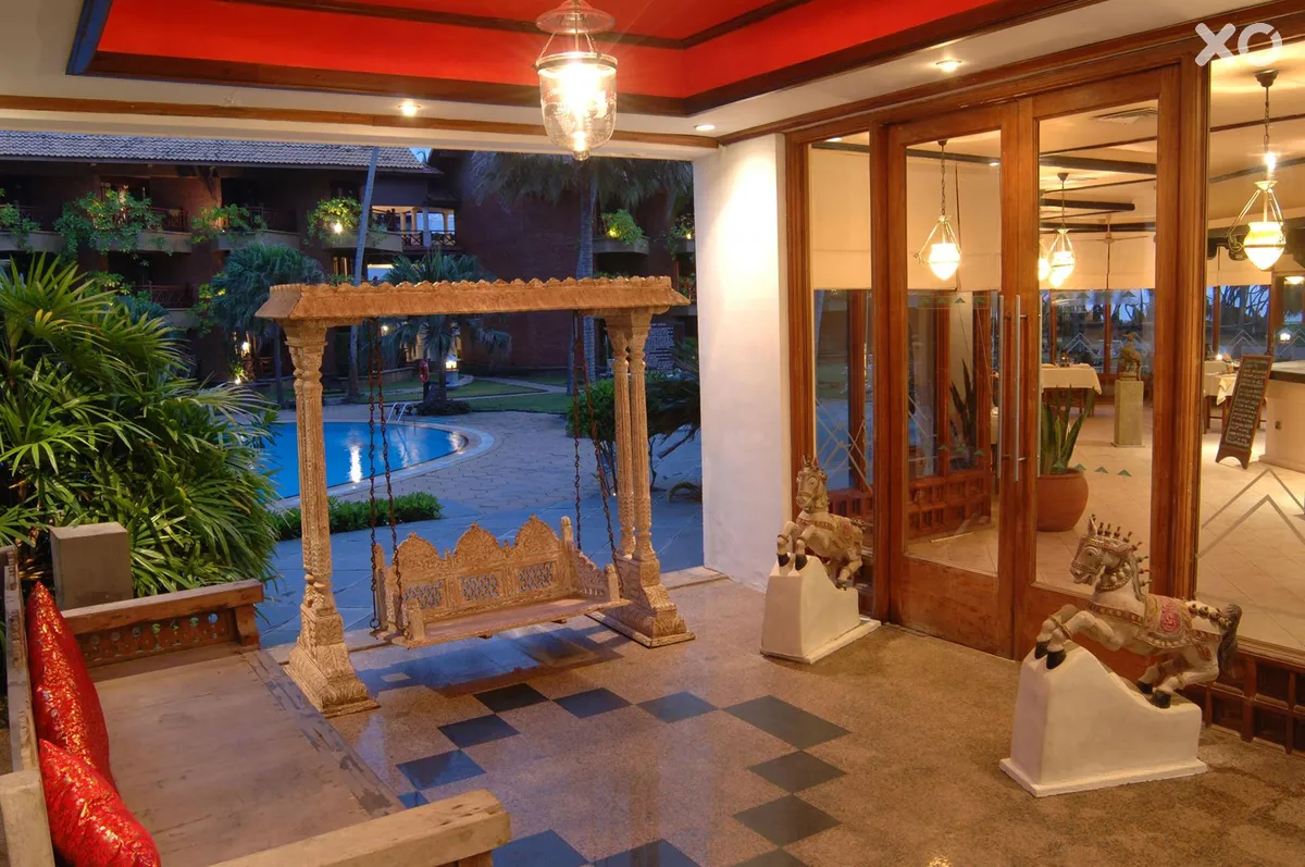Royal Palms Beach Hotel