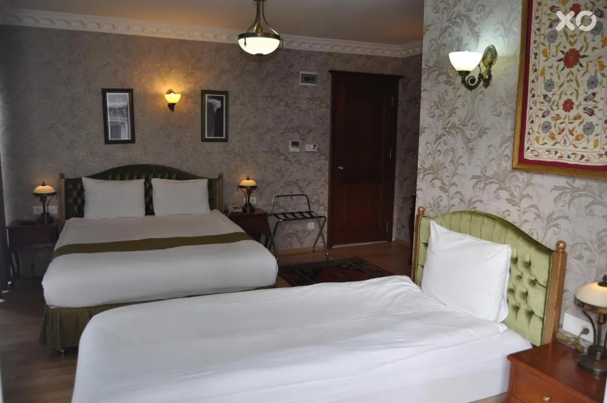 Basileus Hotel