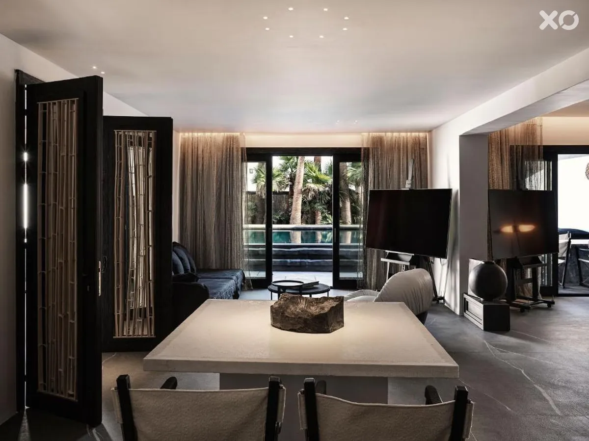 Myconian O Hotel