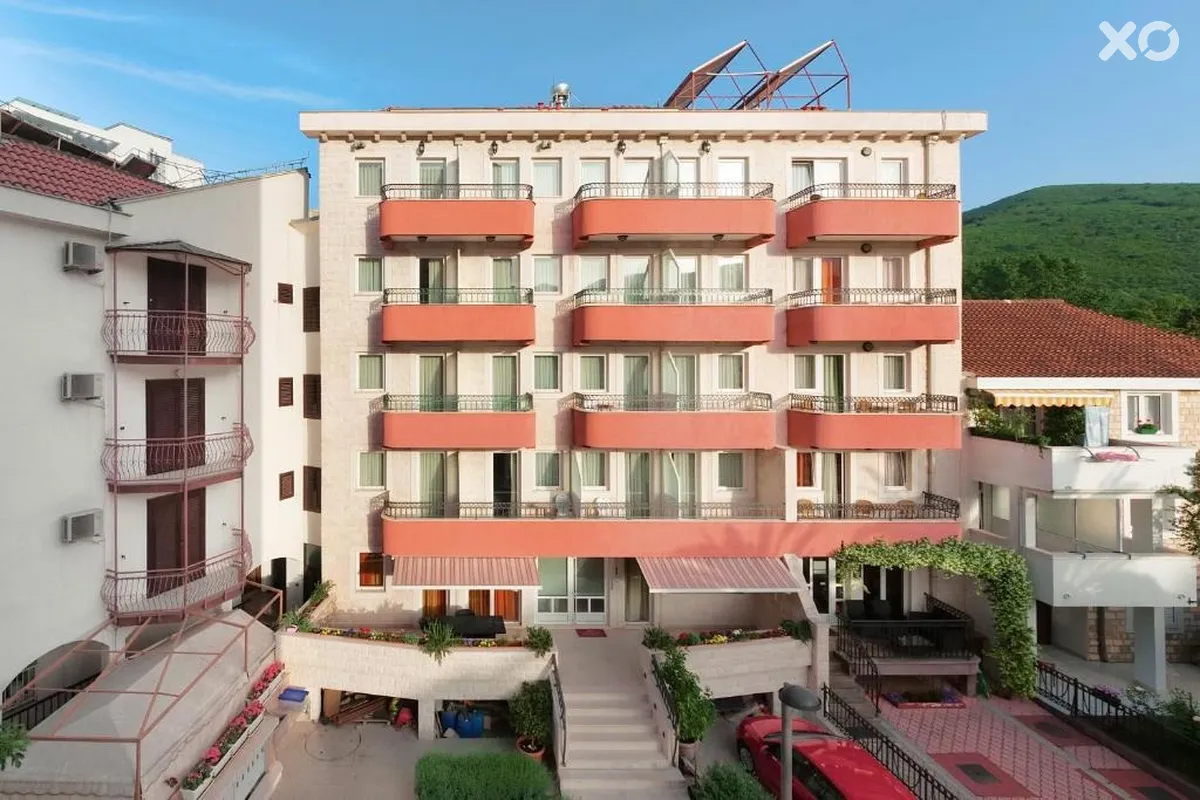 Ivona Apartments
