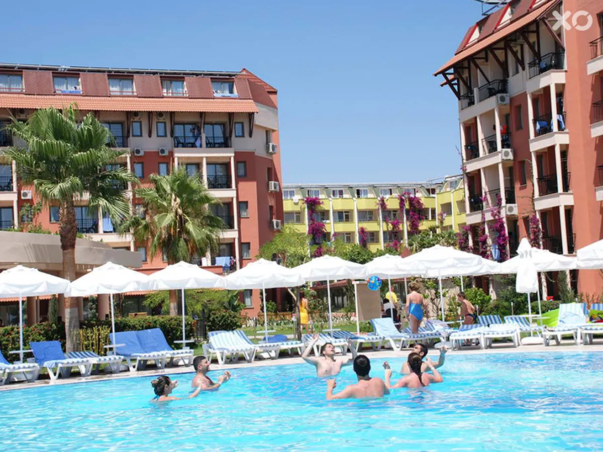 Palmeras Beach Hotel