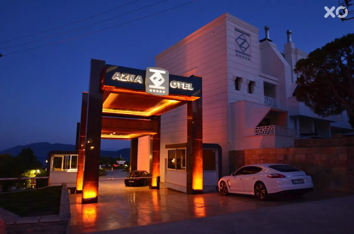 Azka Hotel