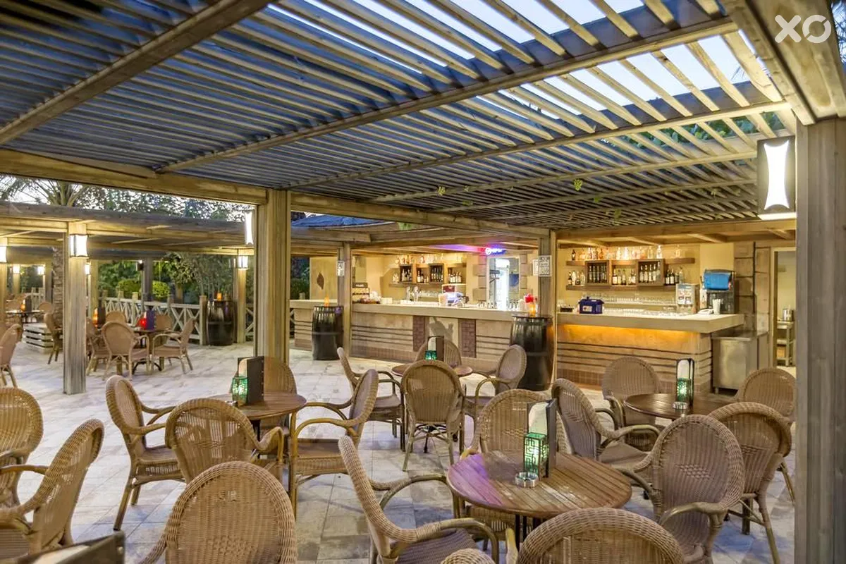 Royal Wings Hotel