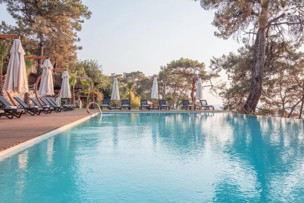 Lov Faralya Beach & Nature Retreat