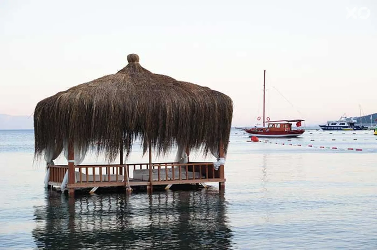 Costa Luvi Hotel