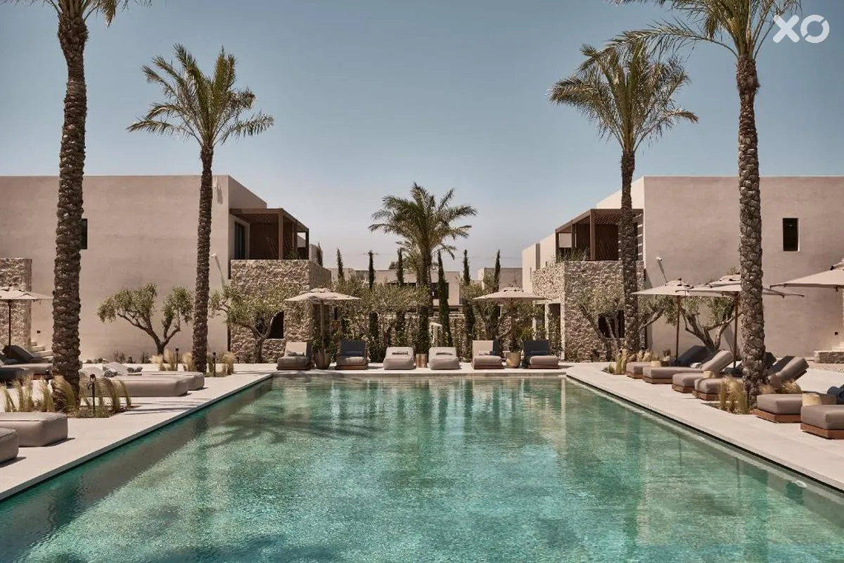 Theros All Suite Hotel