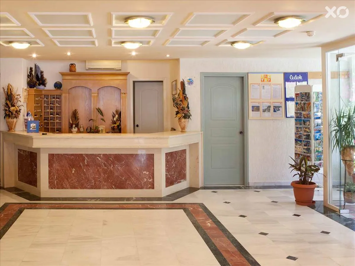 Dedalos Beach Hotel