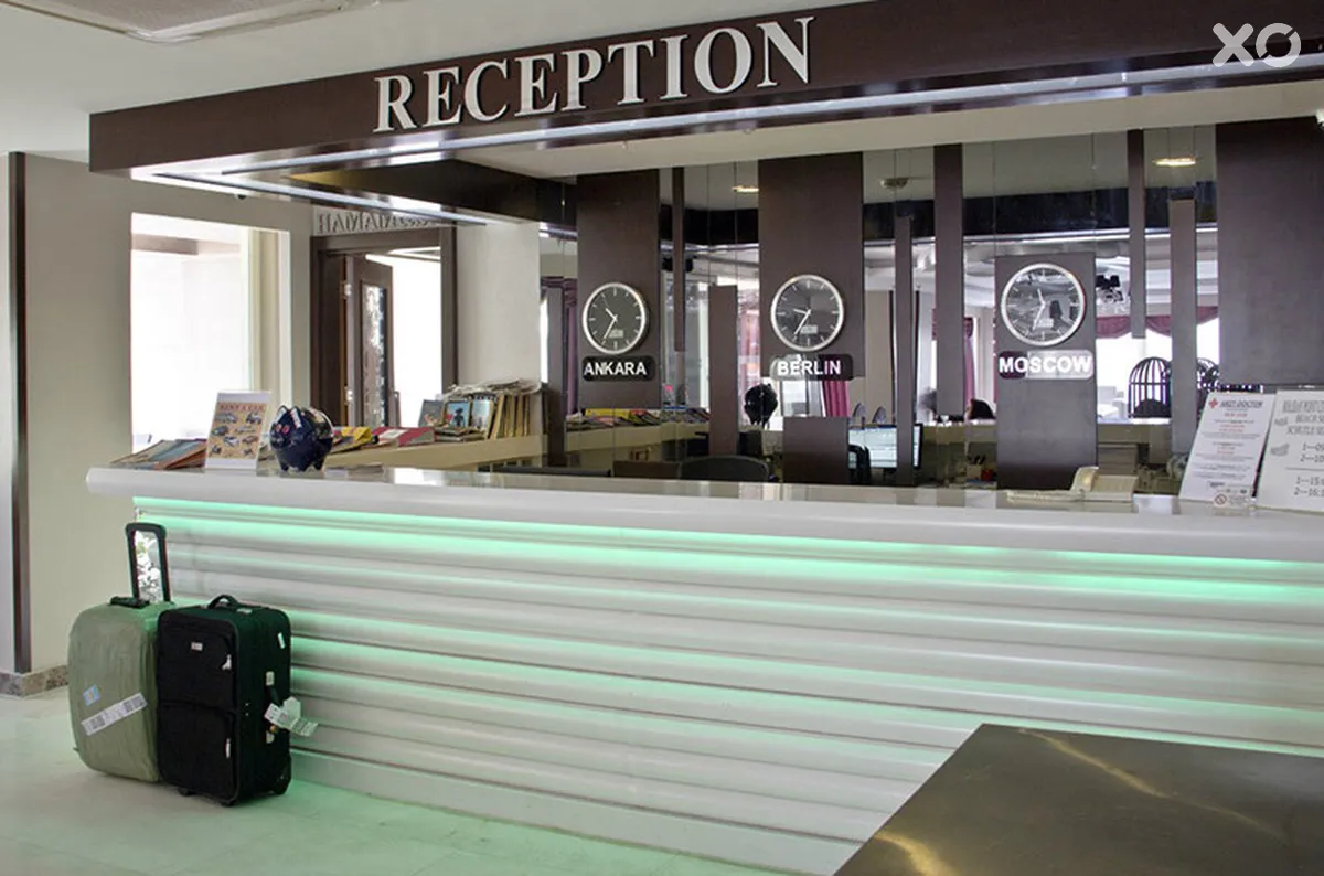 Adella Side Hotel