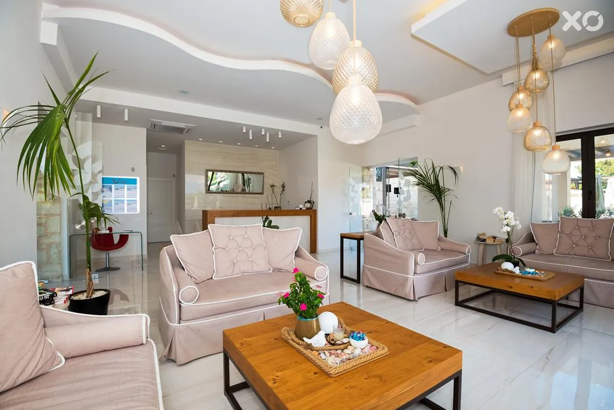 Airis Boutique & Suites