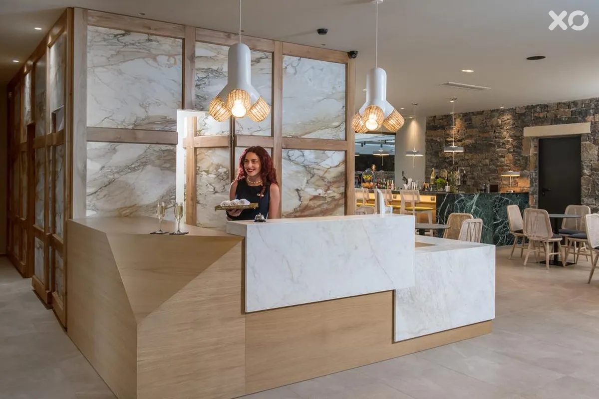 Petousis Hotel & Suites