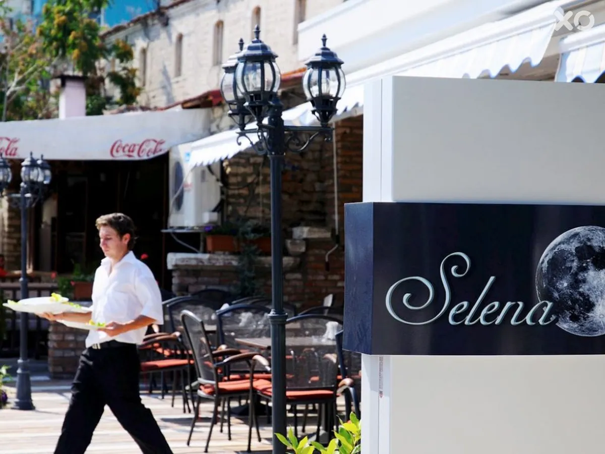Selena Hotel