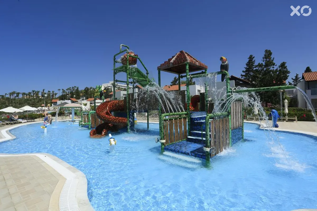 Kapetanios Aqua Resort