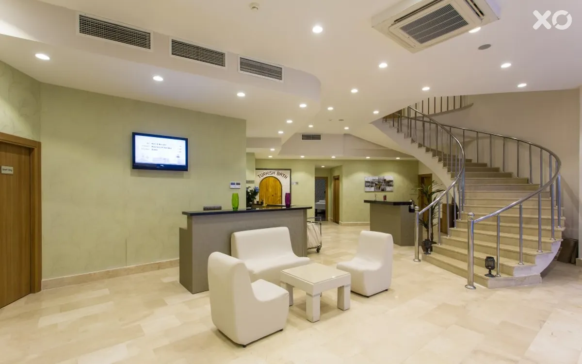 Falcon Club Hotel