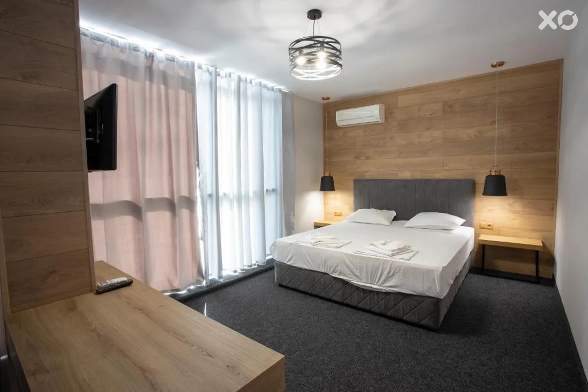 Avenue Hotel Deluxe