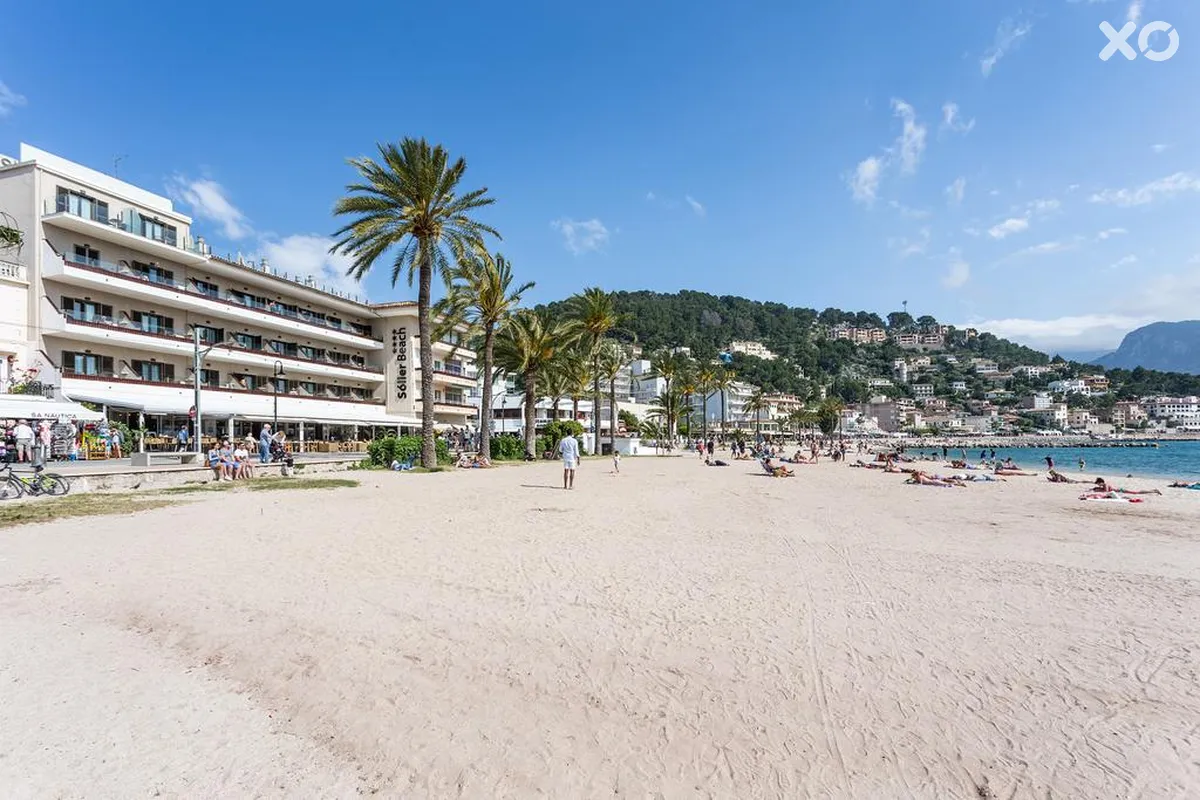 Fergus Style Soller Beach