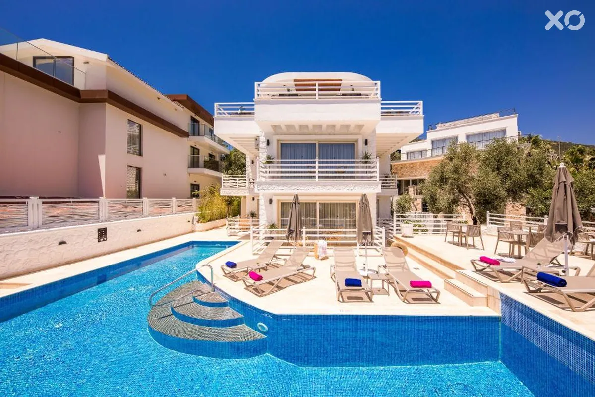 Kalkan Saray Suites Hotel