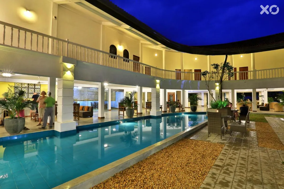 Hibiscus Beach Hotel