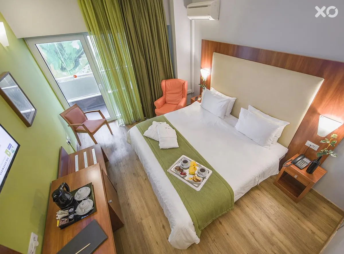 Polis Grand