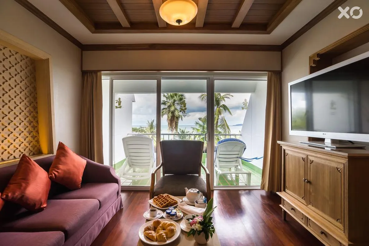 Royal Cliff Beach Terrace