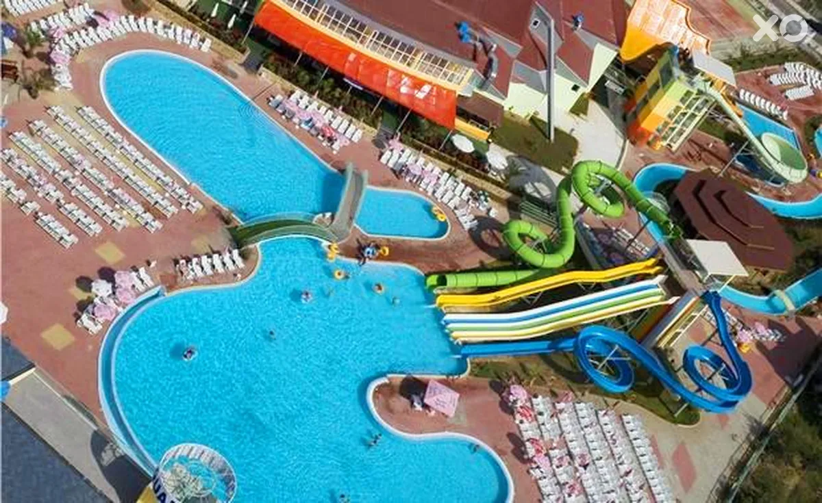 Perla Beach Resort Hotel