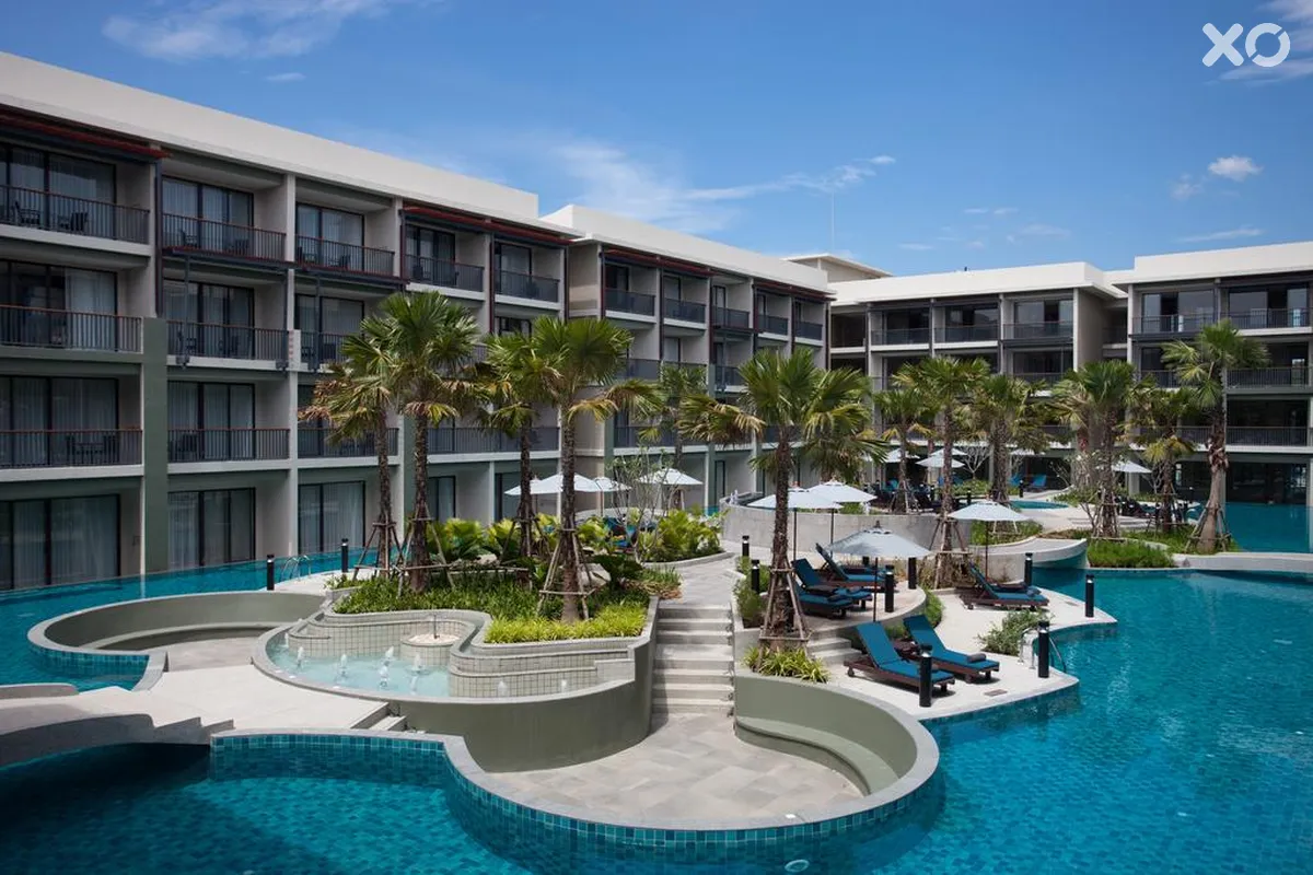 Le Meridien Khao Lak Resort & Spa