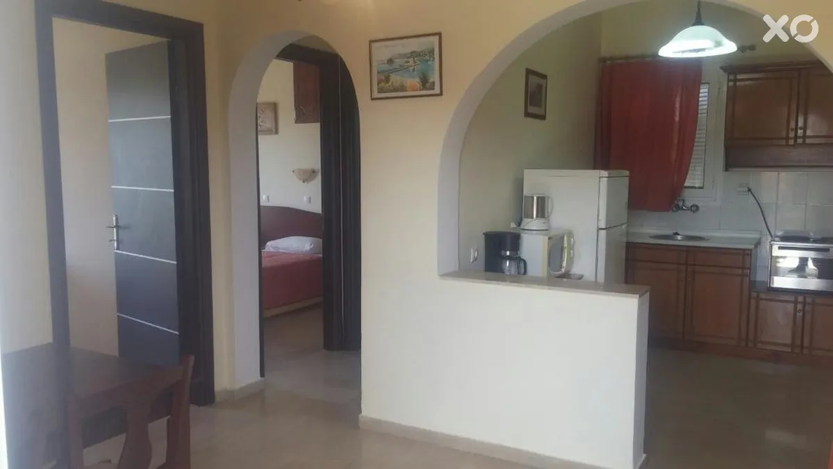 Kouros Apartments & Studios