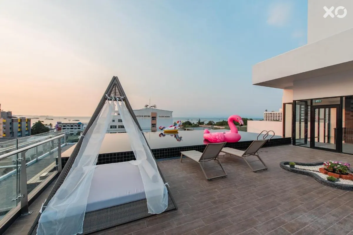 Blackwoods Hotel Pattaya