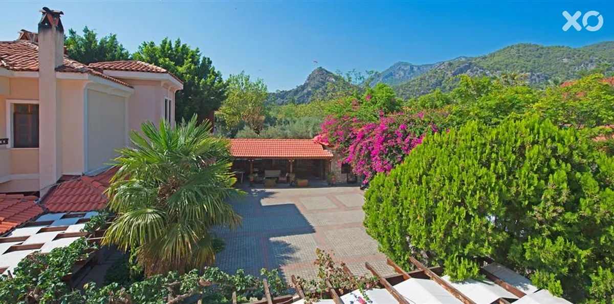 Perdikia Beach Hotel