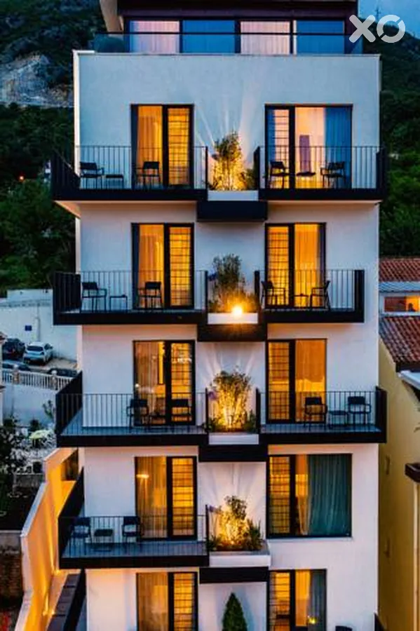 Kalos Hotel