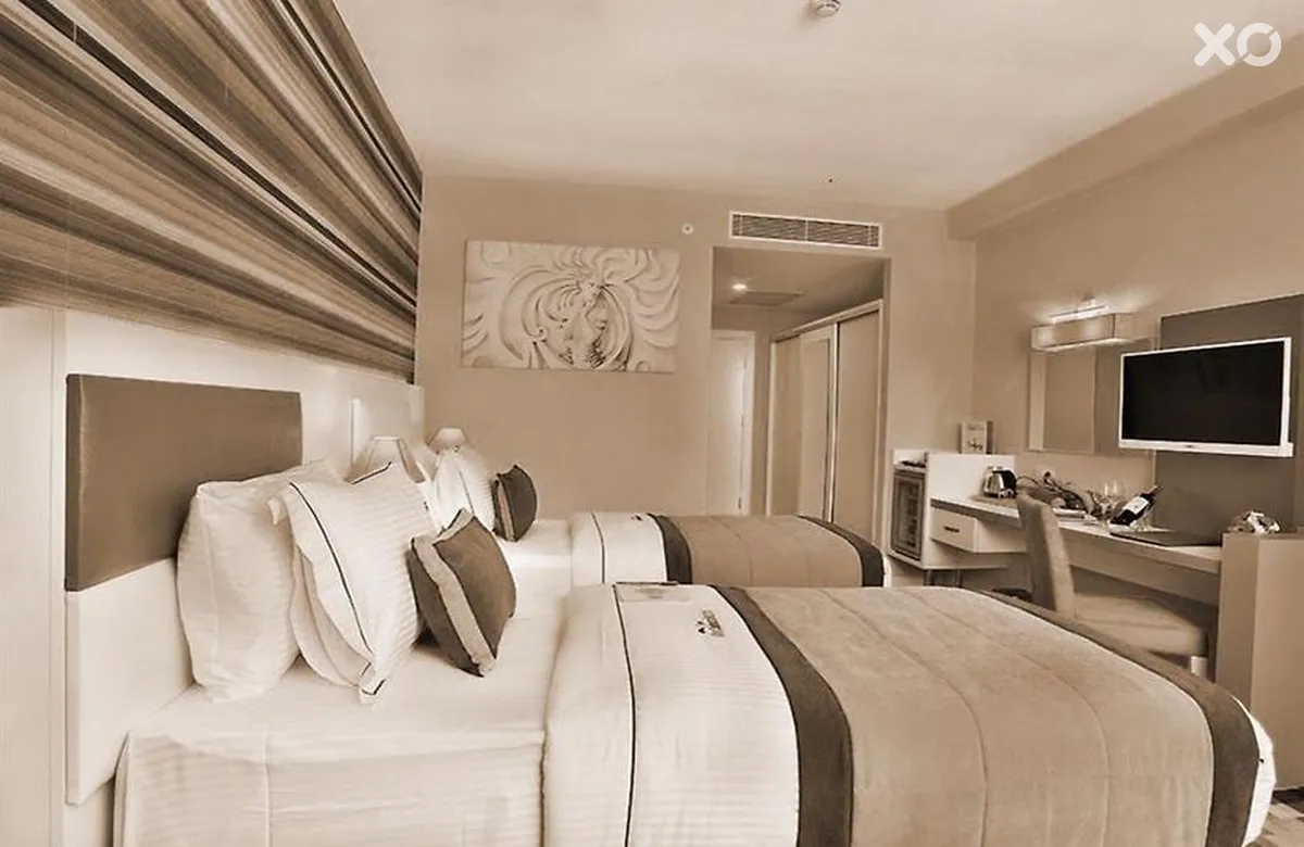 Mayi Hotel