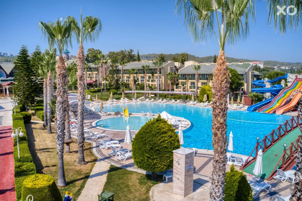 Oz Hotels Incekum Beach Resort