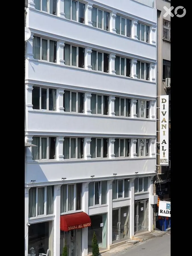 Divan-i Ali Hotel