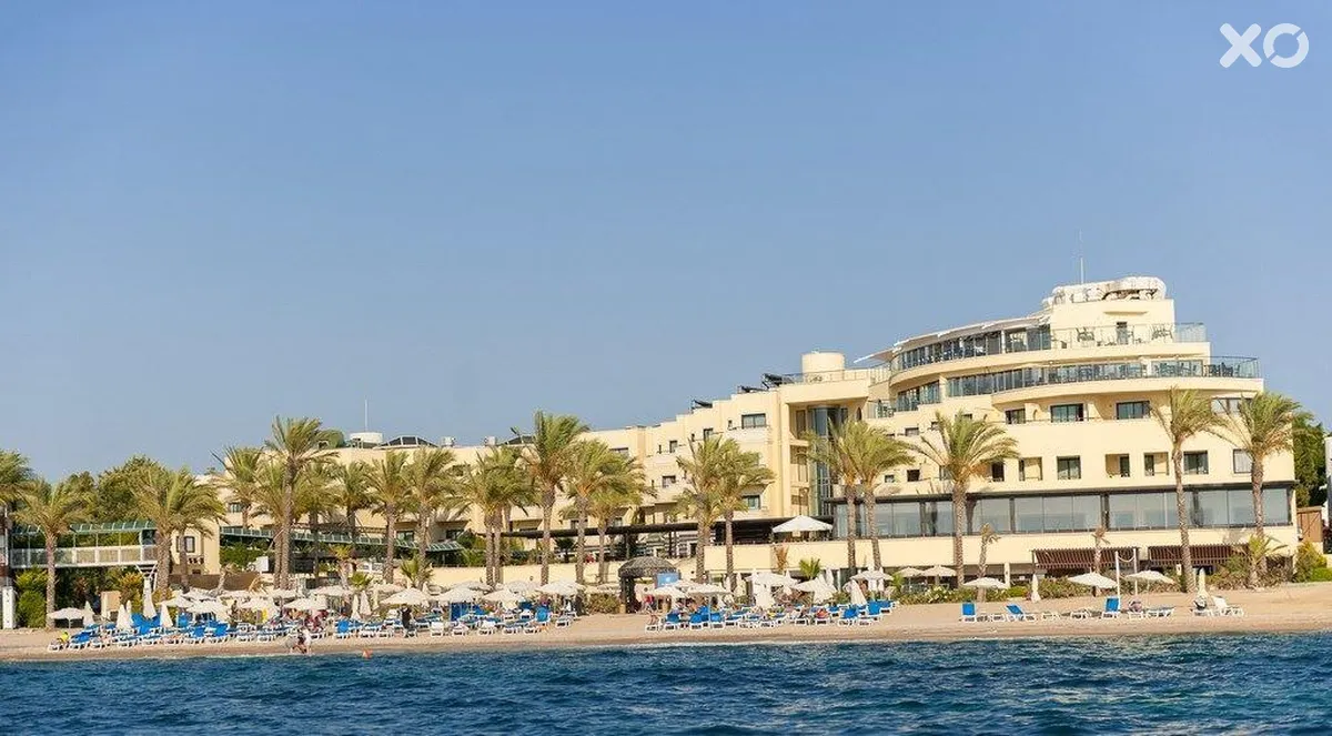 Arin Resort