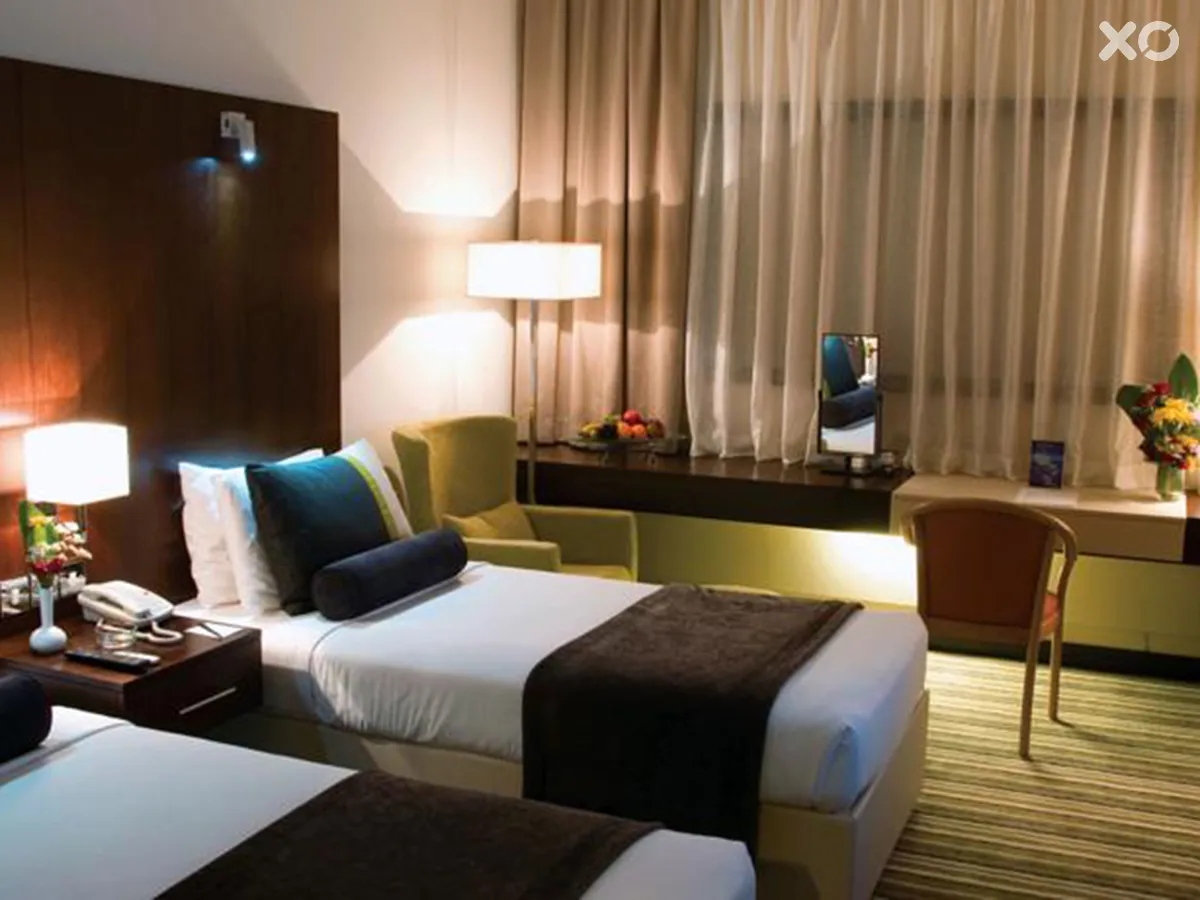 Aravi Hotel
