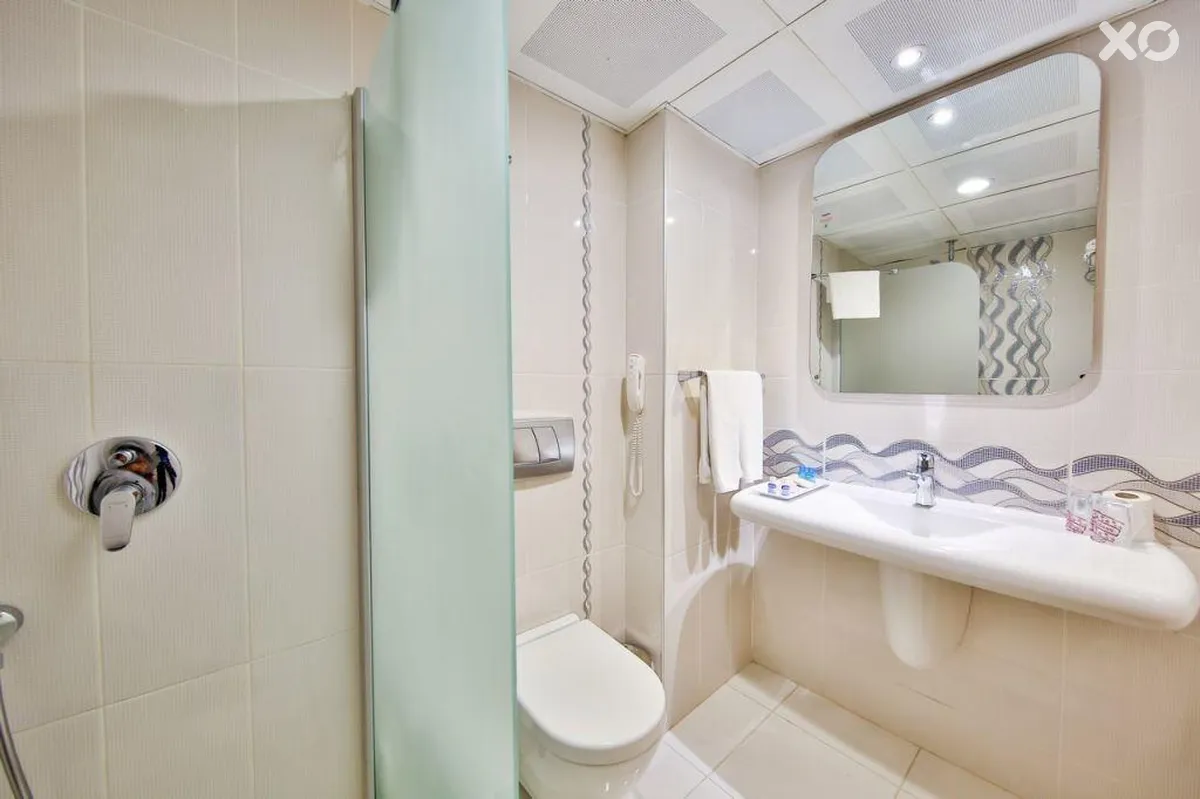 Marina Hotel & Suites