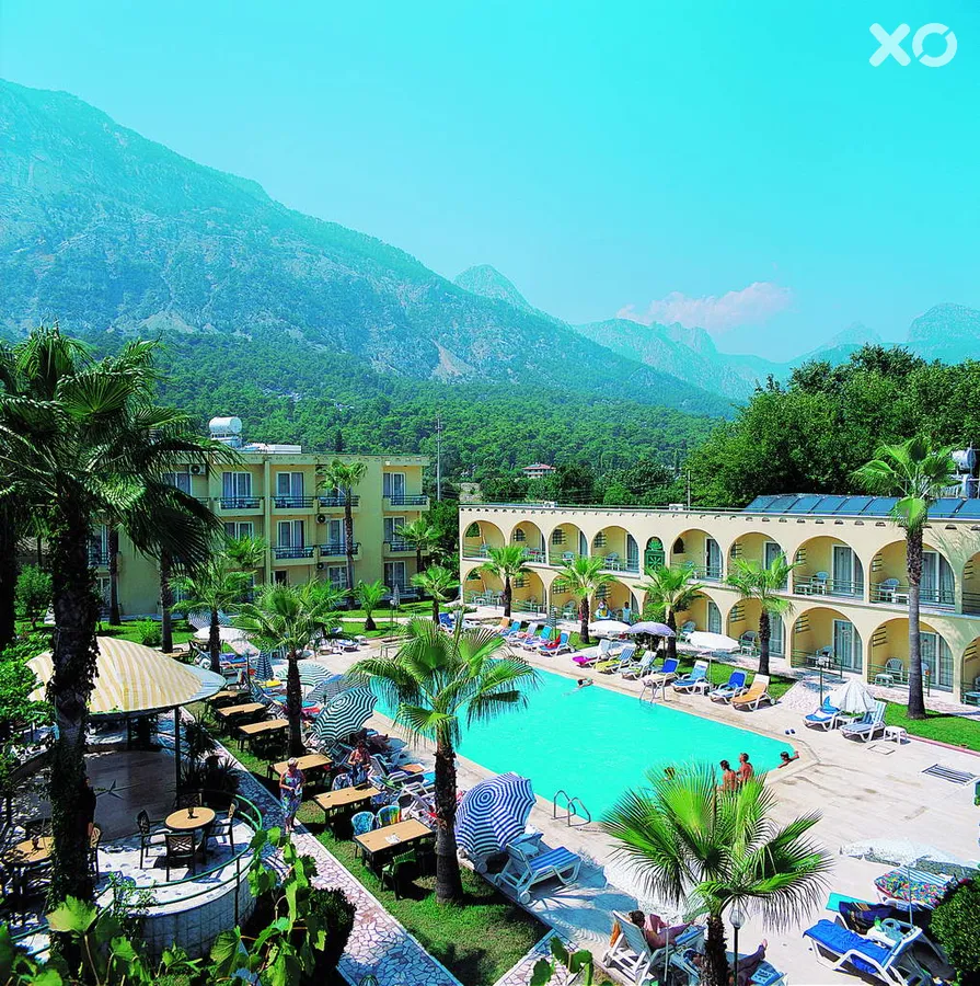 Golden Sun Hotel