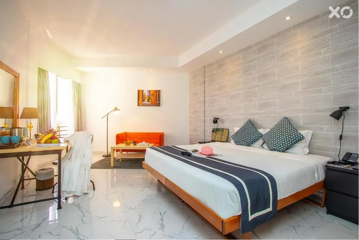 BM Beach Hotel