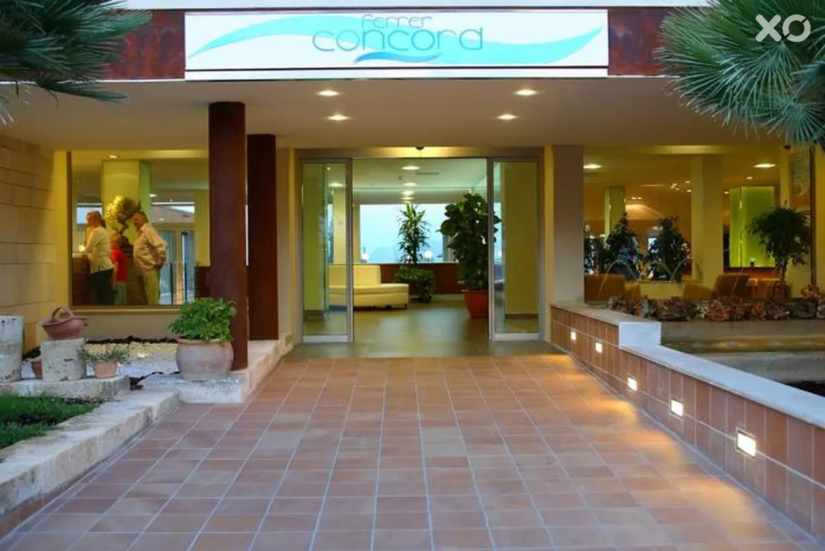Ferrer Concord Hotel