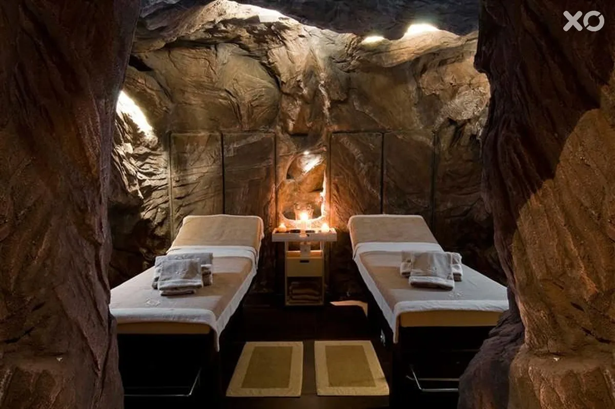 Caves Beach Resort